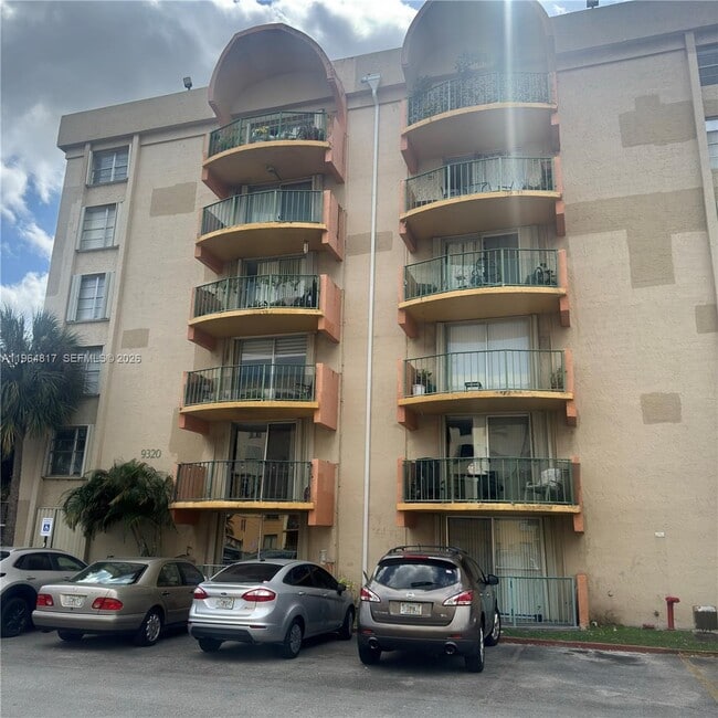 Photo - 9320 Fontainebleau Blvd Unit 211