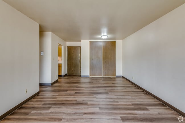 Photo - Brookside Apartments