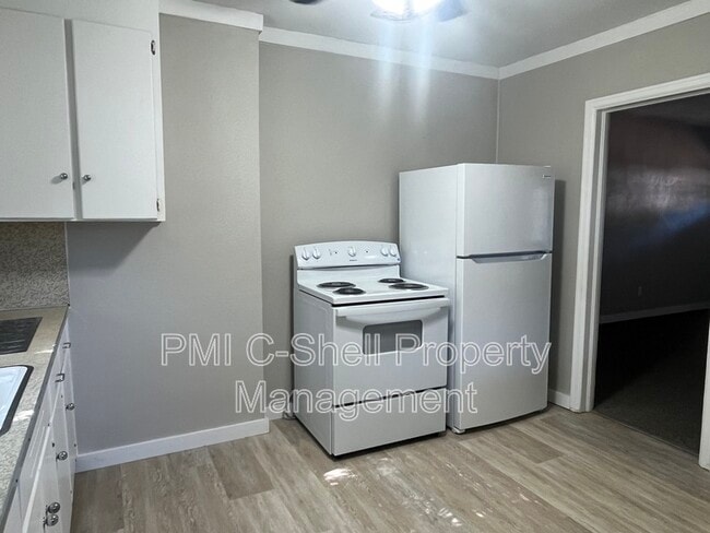 Photo - 217 Willow St