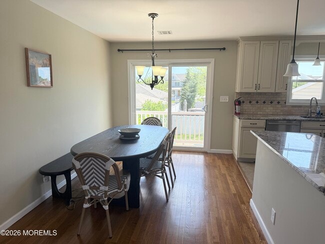 Photo - 116 Cornell Ave