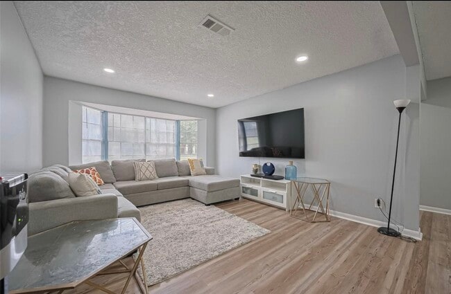 Photo - 2606 Micliff Blvd