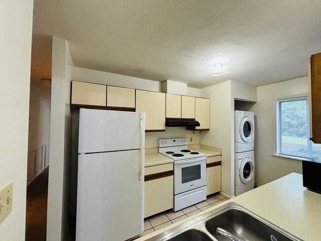401H Berryfield Ln.