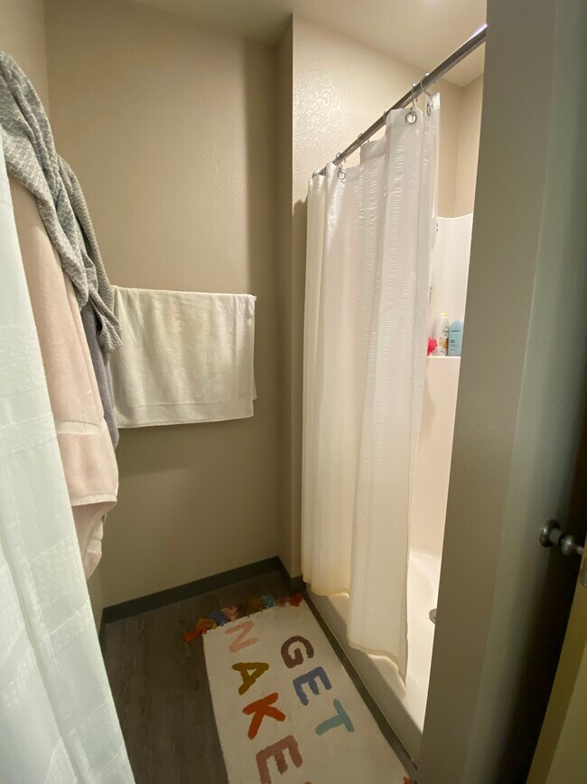 Aguilera Apartments For Rent in La Crosse, WI