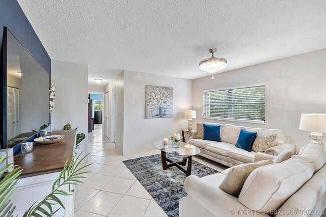 14519 Lucy Dr