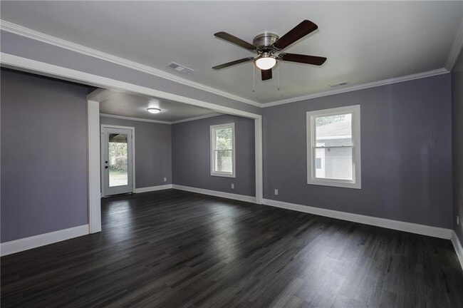 Photo - 870 Teton Ave SE