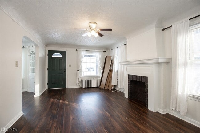 Photo - 4082 W 204th St