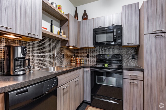 Interior Photo - Talcott at Windermere Rental