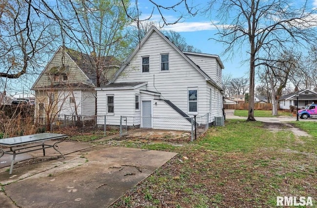 Photo - 1127 N 6th St Unidad B