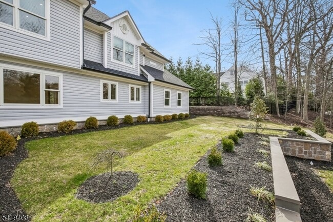 Photo - 215 Summit Ave