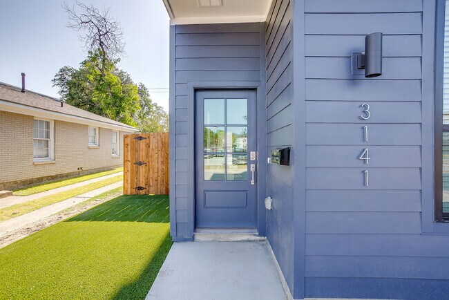 3141 McCart Ave Unit 3141