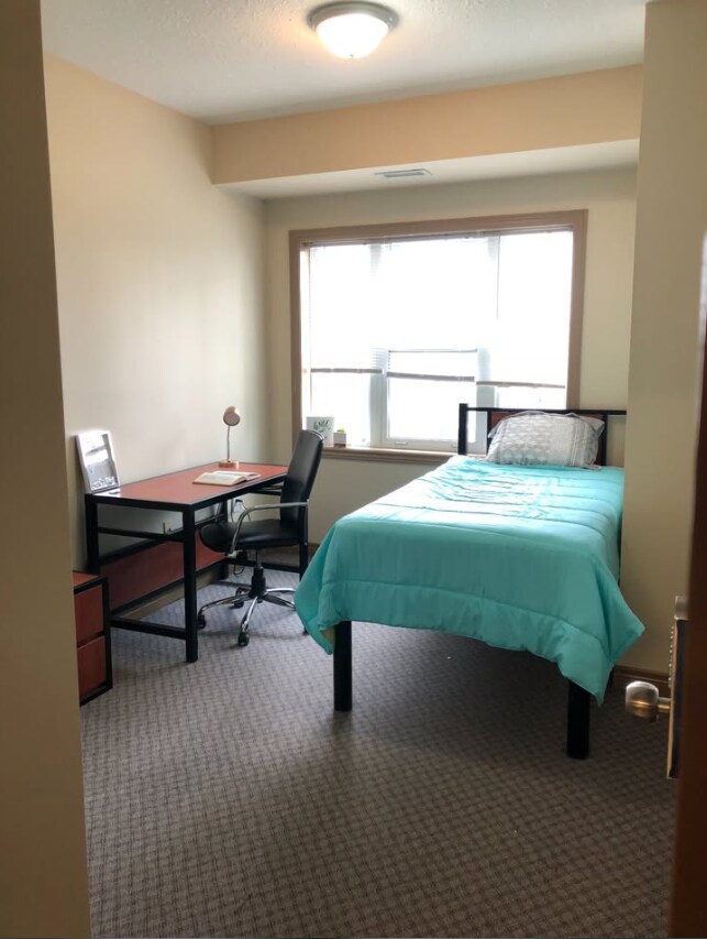 Photo - 251-251 Lester St Unit 1