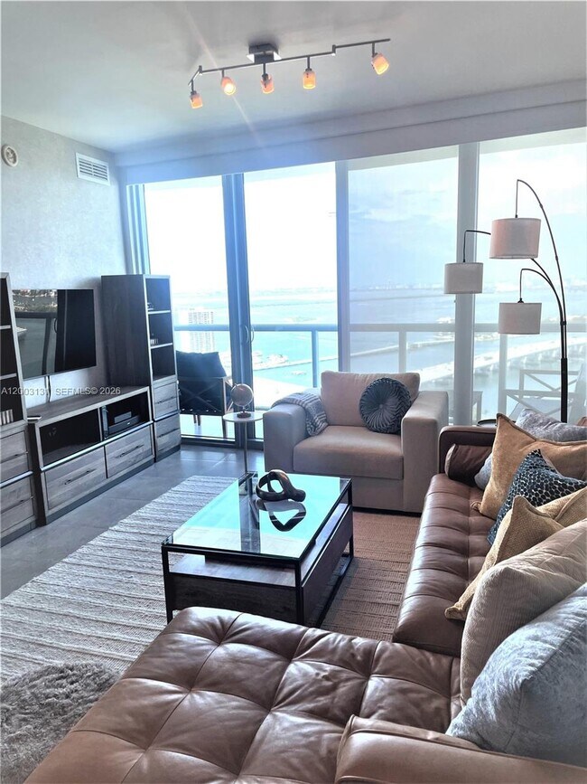 Photo - 888 Biscayne Blvd Unidad 4310