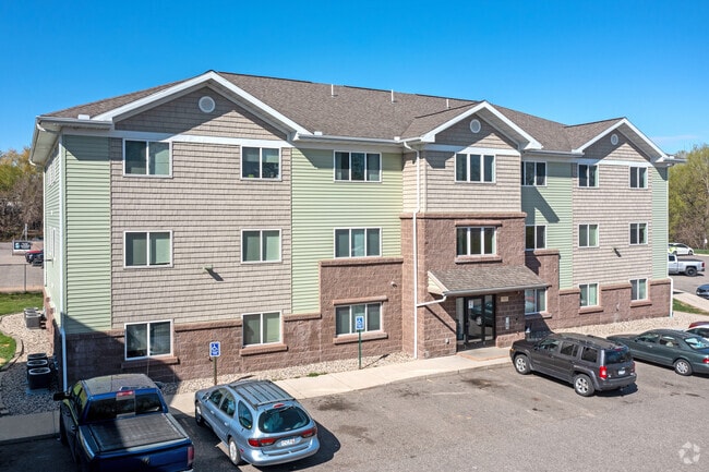 Cedar Meadow Apartments - Cedar Meadow Apartments