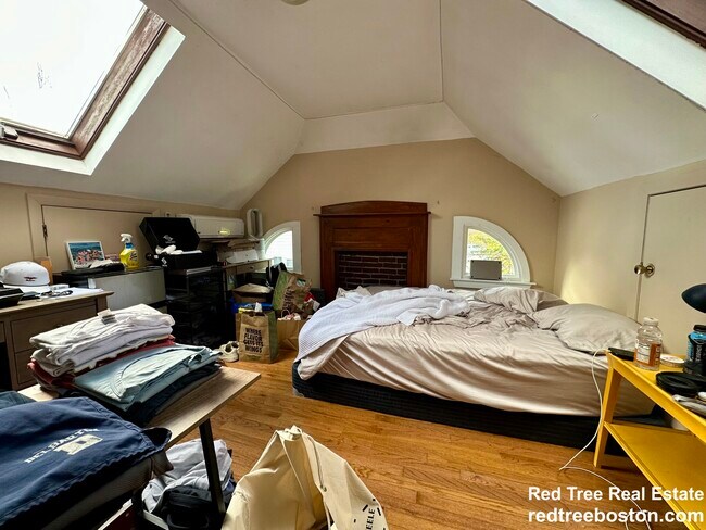 Photo - 64 Undine Rd Unit 1