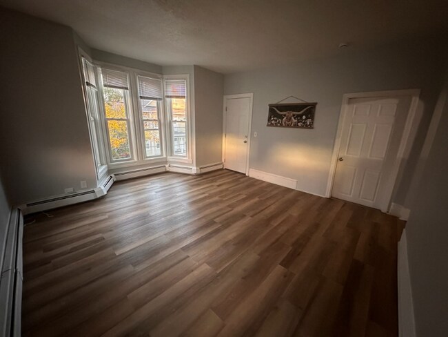 Photo - 30 Hawthorne St Unit 2