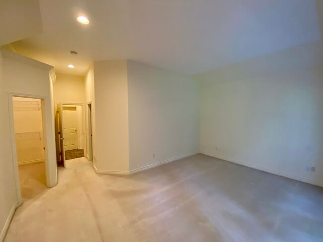 Photo - 8616 Blue Grouse Way