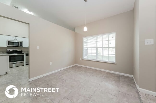 Photo - 945 Delano Ct