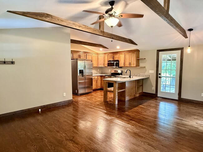 Photo - 1302 Hotwater Rd