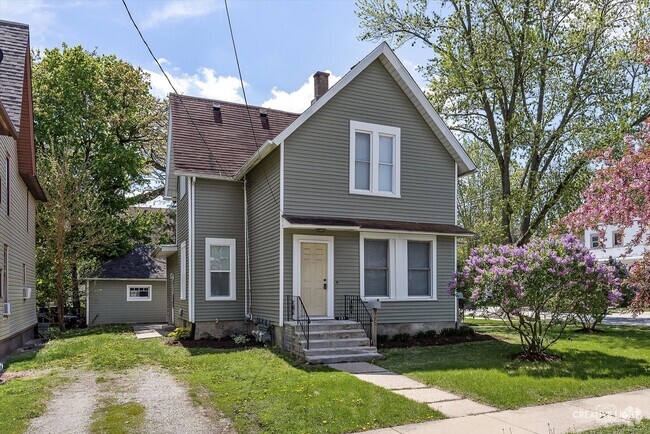 Building Photo - 344 Ryerson Ave Rental