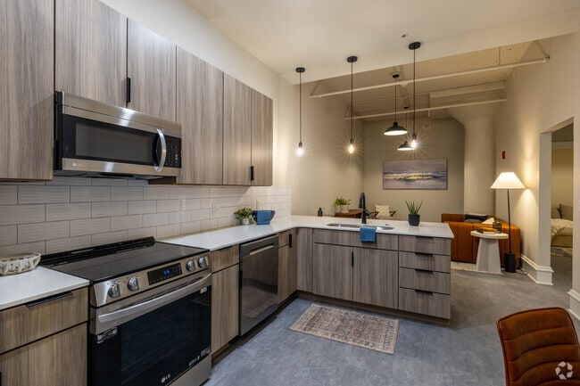 2BD, 2BA - 1,046SF - Kitchen
