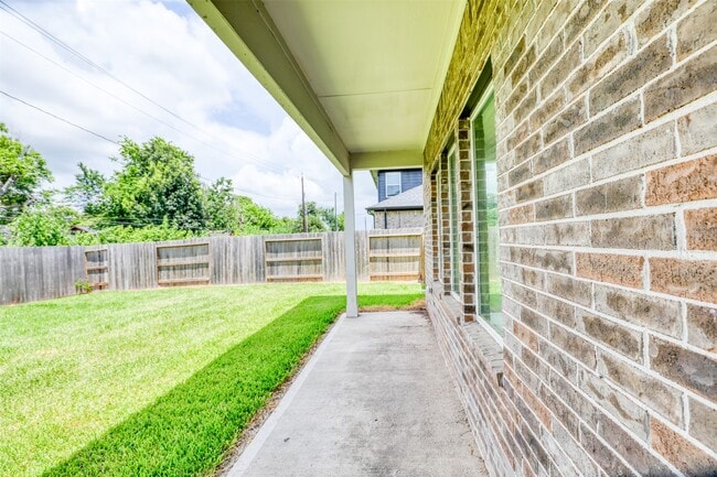 Photo - 407 Magnolia Ln