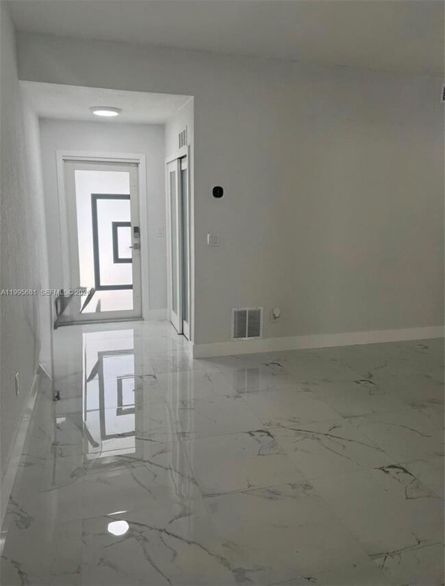 Photo - 19314 SW 121st Ct