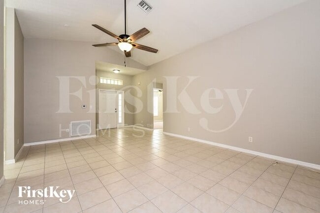 Photo - 9783 Gladiolus Bulb Loop Casa