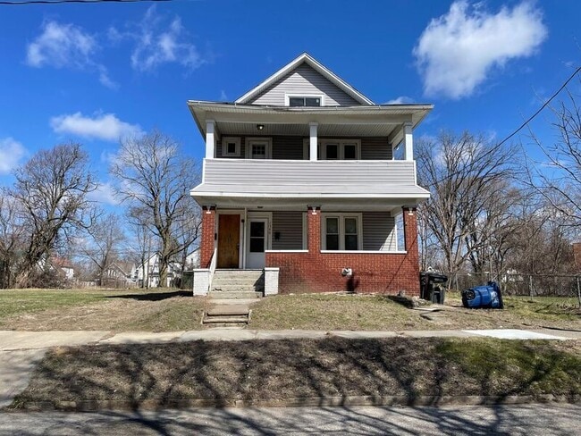 Photo - 1548 Belmont Ave House