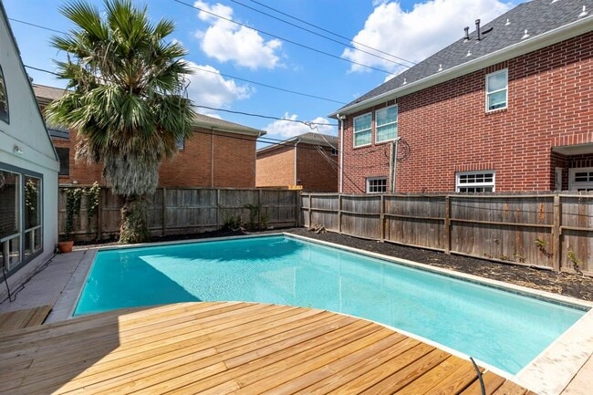 Photo - 2226 Nantucket Dr Unit A