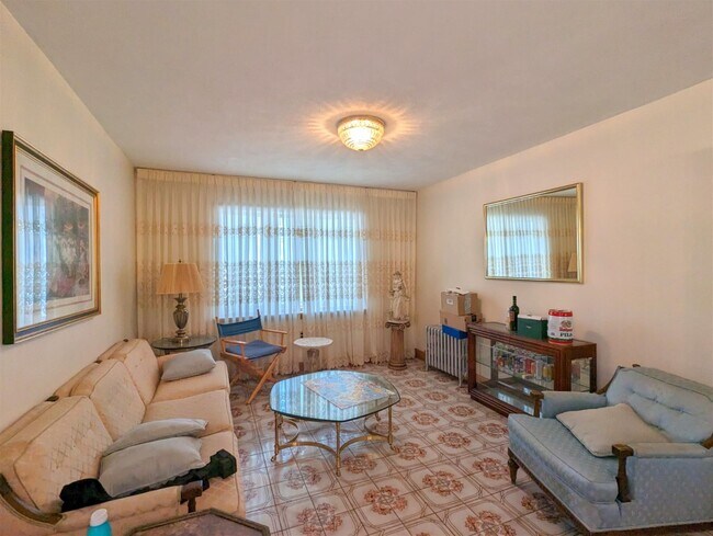 Photo - 71 Pennsylvania Ave Unit 1