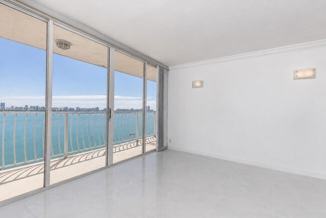Photo - 7601 E Treasure Dr Unit 1509