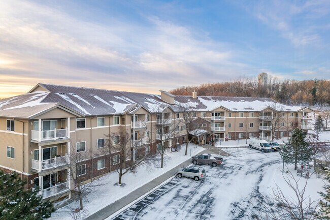 Photo - Cameron Woods Apartments