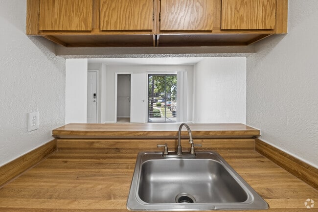 1 dormitorio, 1 baño - 638 pies cuadrados - Cocina - The Hunt
