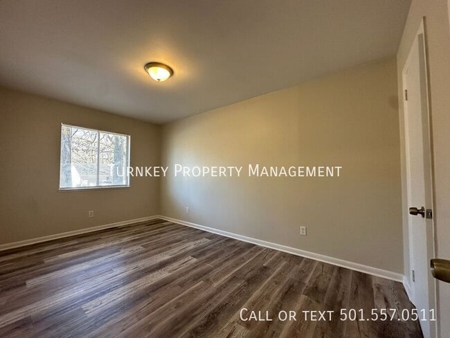 Photo - 5913 Lyndell Dr