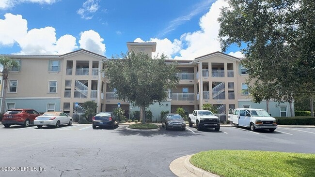 Building Photo - 1400 Canopy Walk Ln Unit 1413
