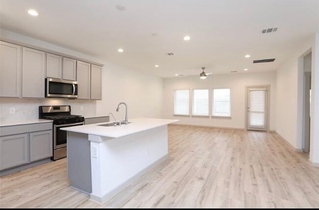 Photo - 7311 Ramsgate Cliff Ln