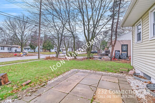 Photo - 232 Connecticut Dr