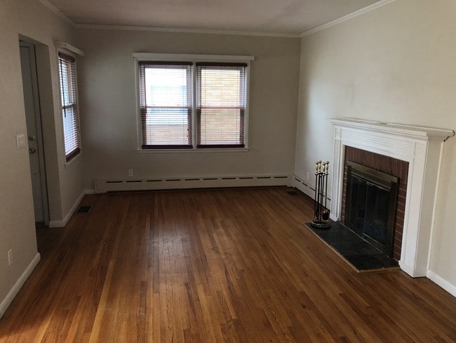 Photo - 920 21st Avenue A