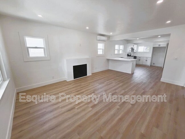 Photo - 514 S Seaward Ave