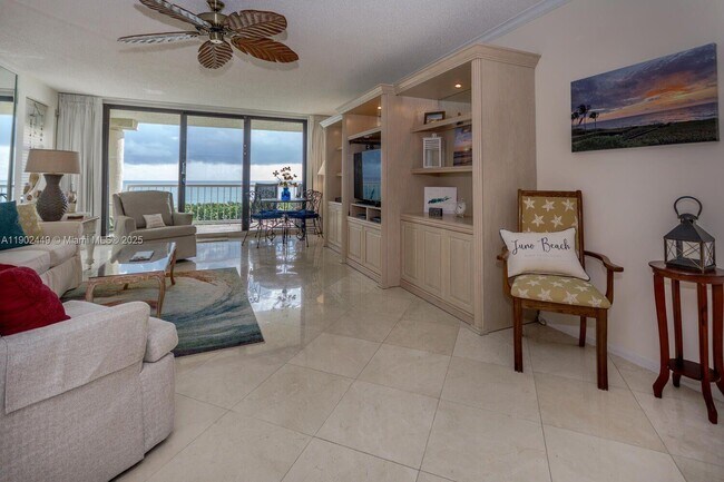 Photo - 290 Celestial Way Unit 2