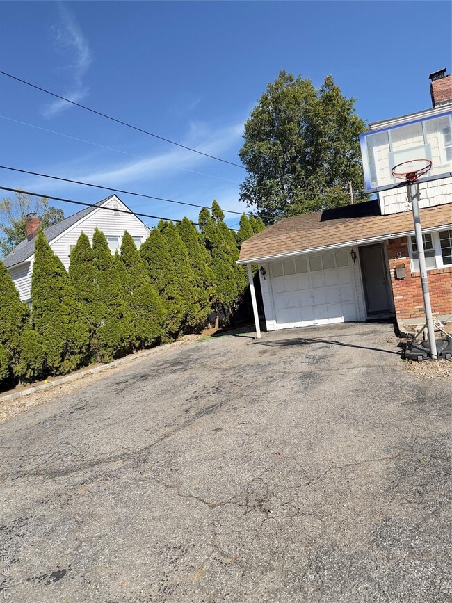 Photo - 39 Alpine Ln