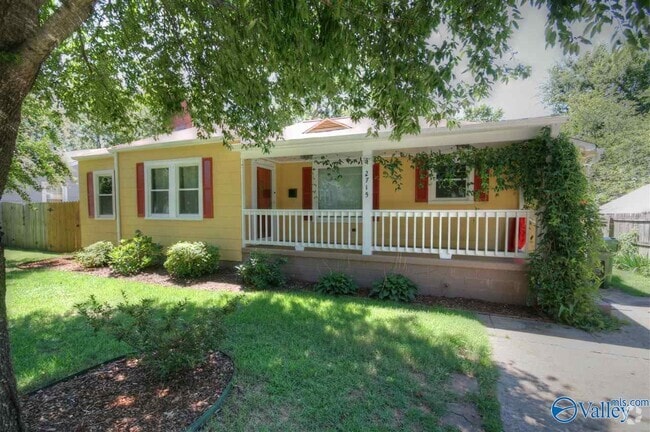 Building Photo - 2715 Thornton Cir SW Rental