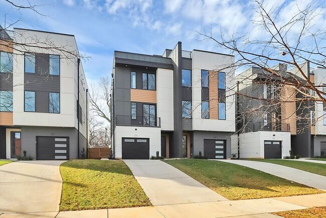 Photo - Stunning 3BD/3.5BA Townhome with PRIVATE POOL!