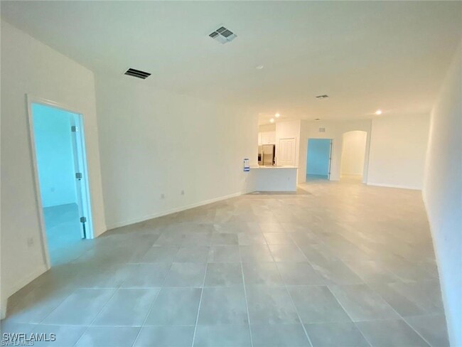 Photo - 2616 Vine Ave Condo
