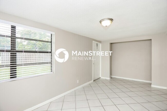 Photo - 2 Bedroom Pet-Friendly Home in Pompano Beach, FL with Main Street Renewal