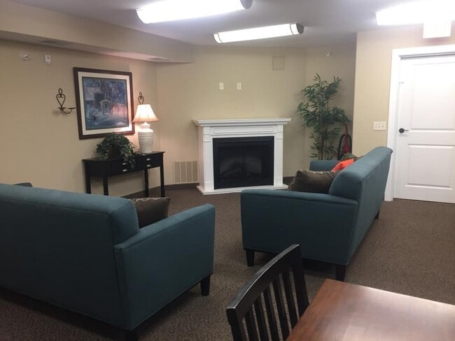 Photo - Courtwood Village I