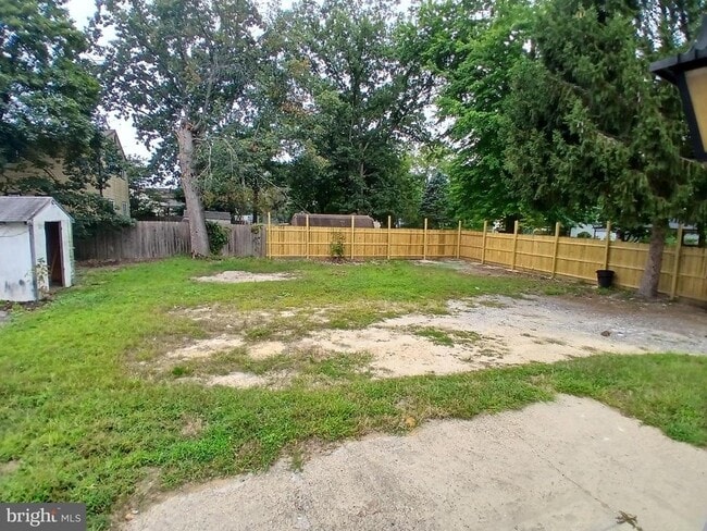 Building Photo - 1785 Williamstown Rd Rental