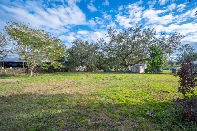 Photo - 210 Gandy St House
