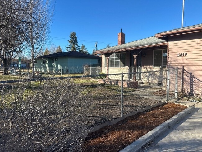 Photo - 5819 Winter Ave