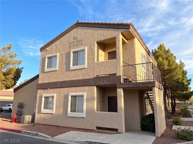 Building Photo - 5250 S Rainbow Blvd Unit 1076